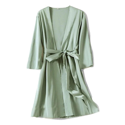 Robe satinée vert pâle femme