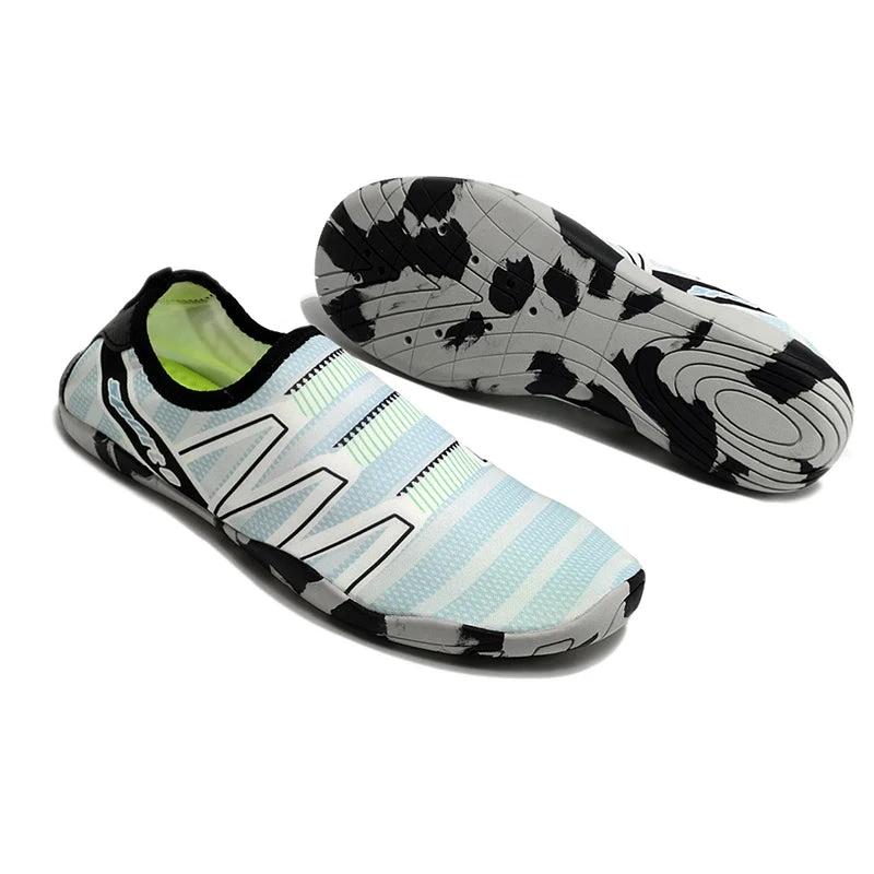 Chaussures de bain antidérapantes unisexes modèle 186-1 bleu et noir