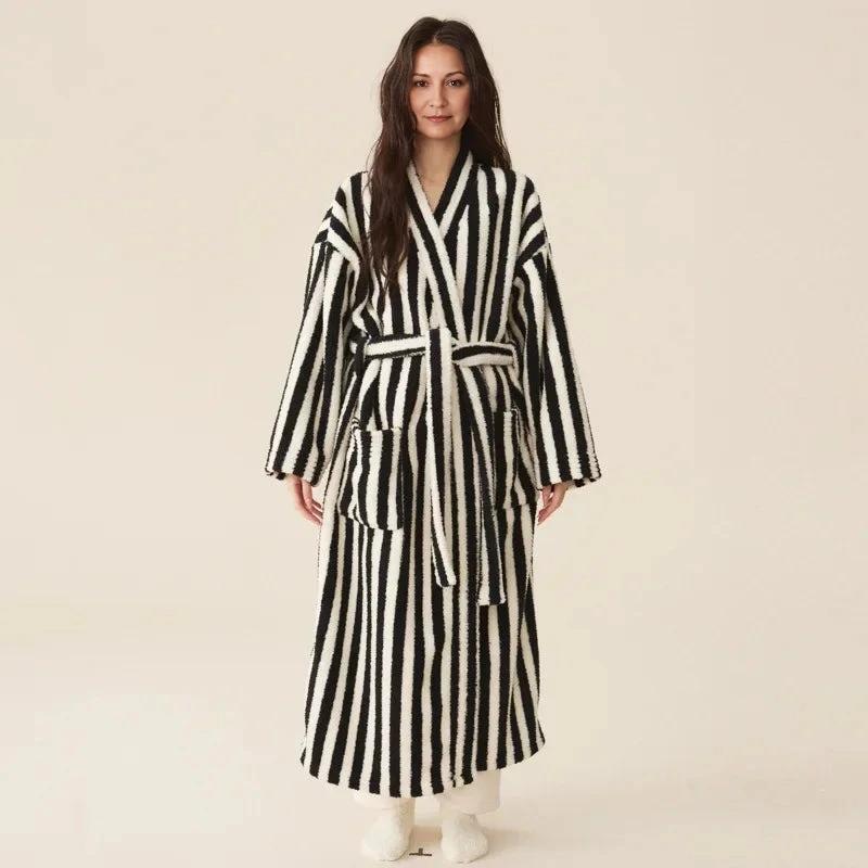 Women's Coral Velvet Striped Robe Set (Black/White)
