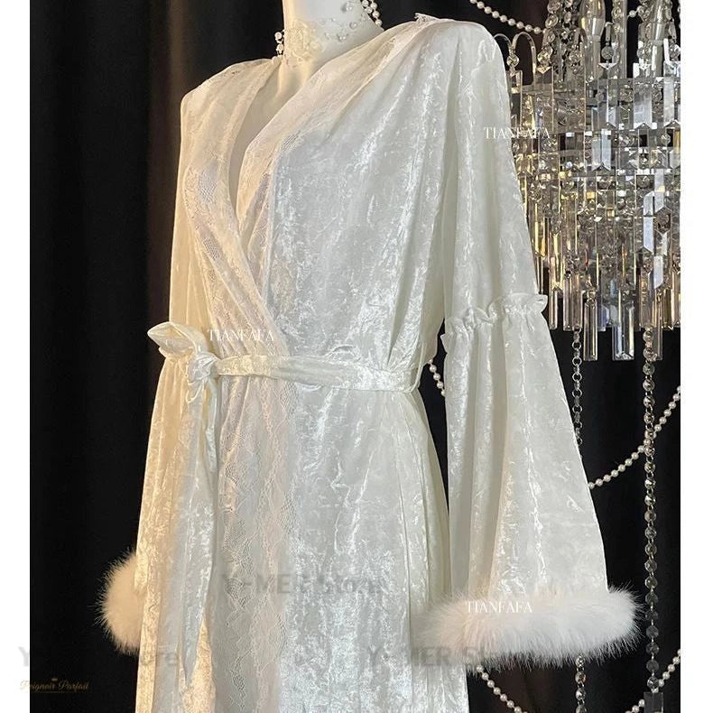 Peignoir Femme Velours Blanc Pur Capuche Luxe - 4
